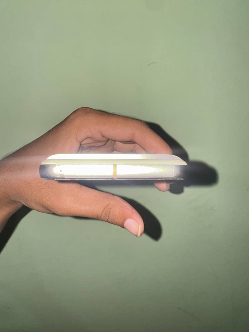 Google Pixel 8 5