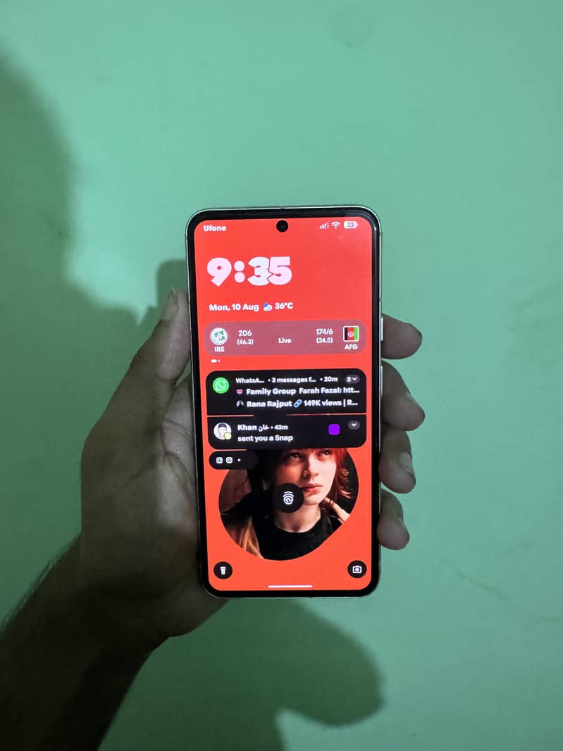 Google Pixel 8 6