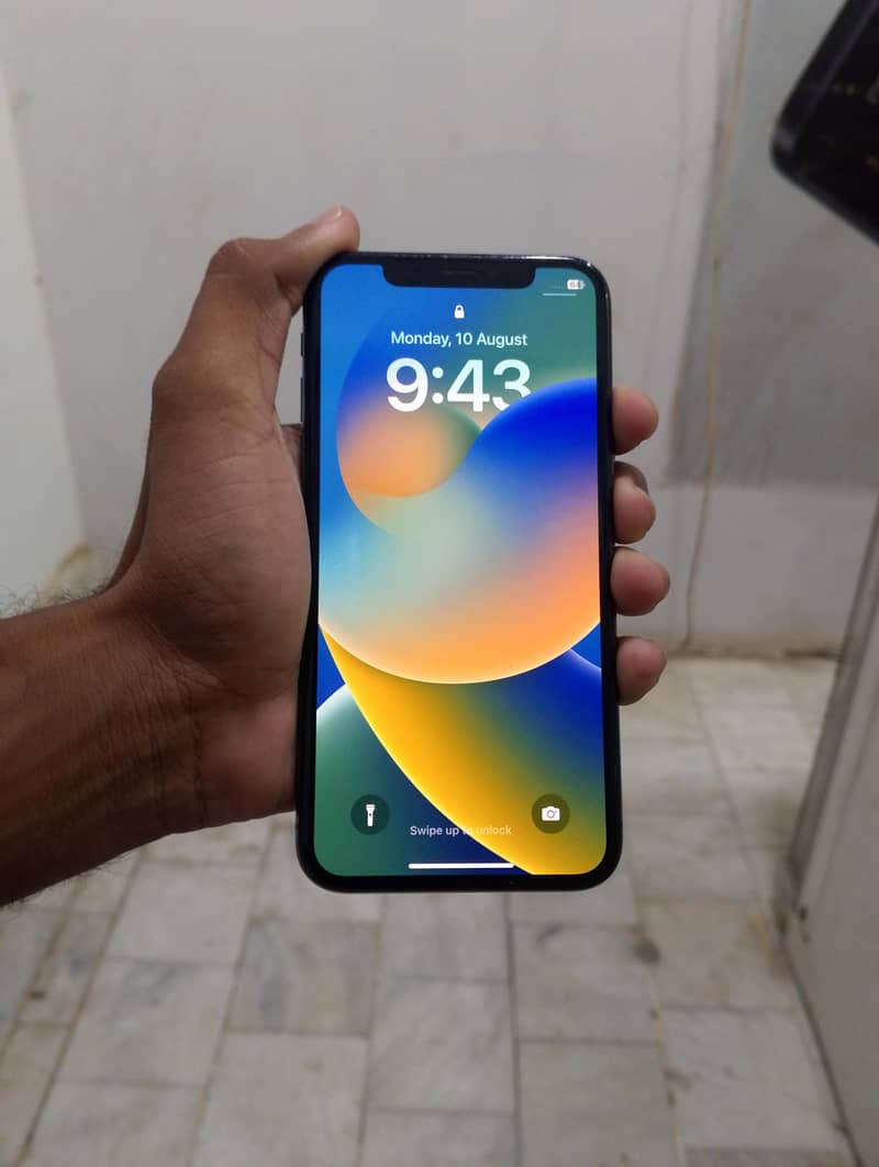 Apple iPhone X 3