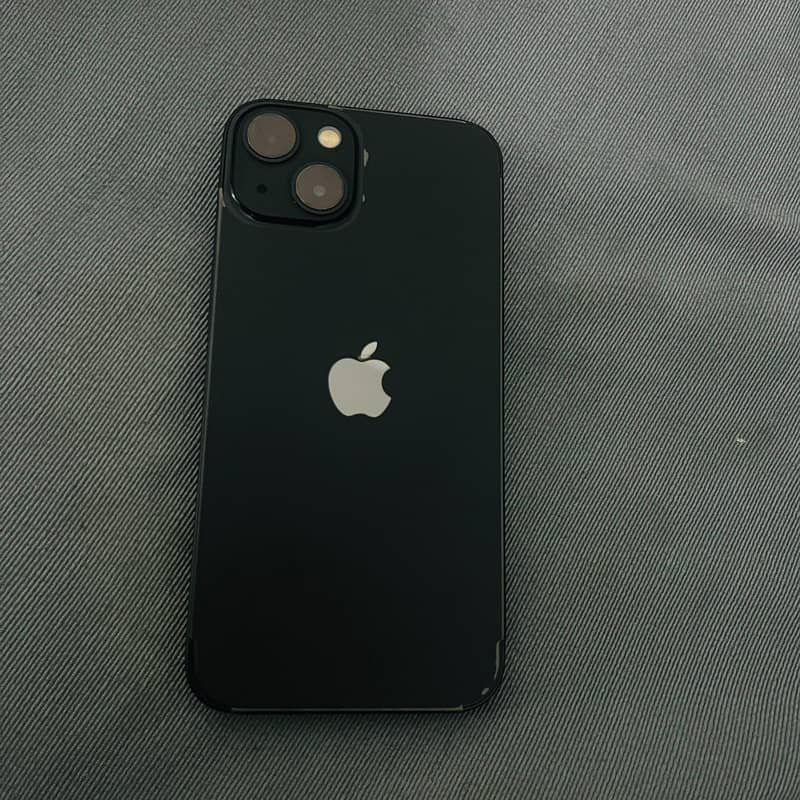 Apple iPhone 13 1