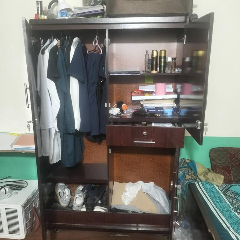 wardrobe 1