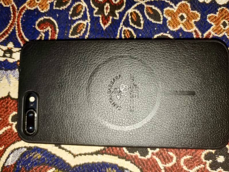 Apple iPhone 7 Plus 4