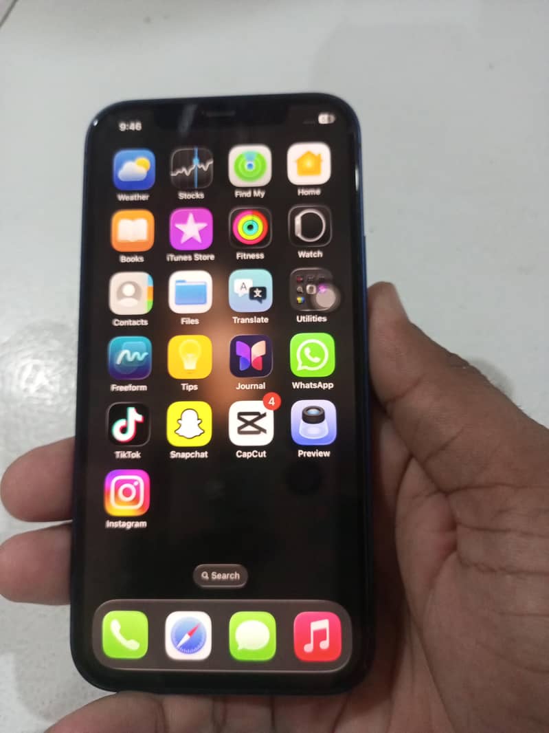 Apple iPhone 12 2