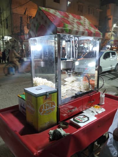 Popcorn makai machine 10/10 condition new all set