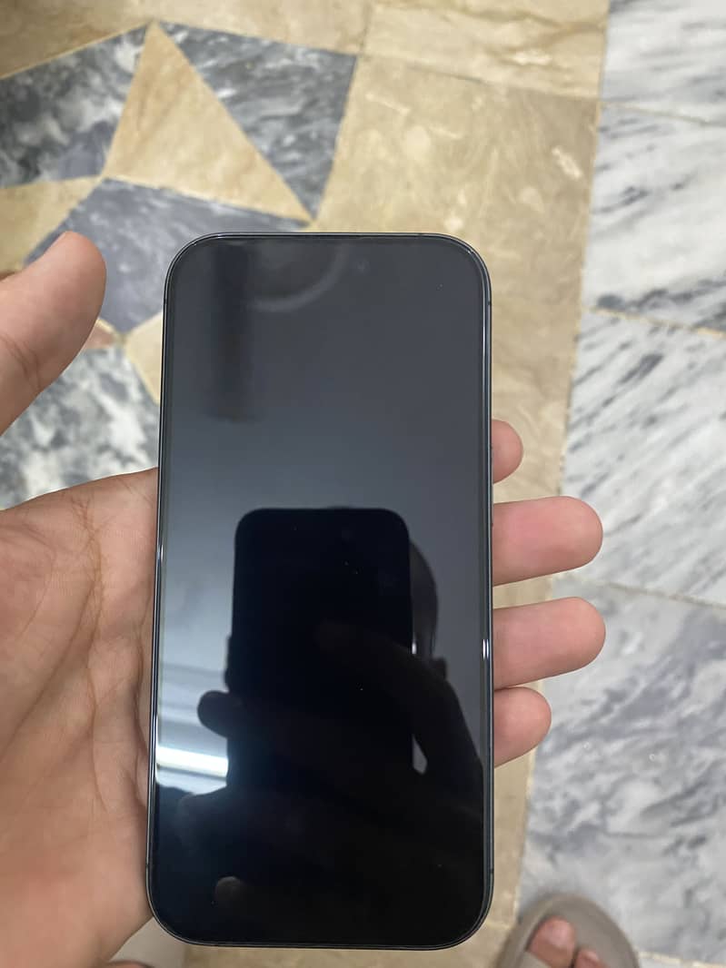 Apple iPhone 17 3