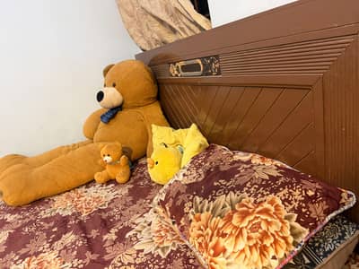 urgent sale contact number 03328728662