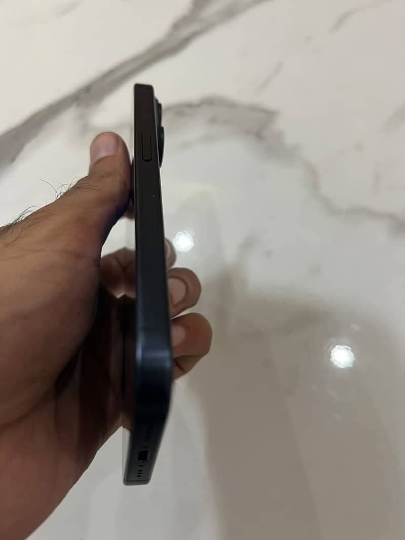 Apple iPhone 14 1
