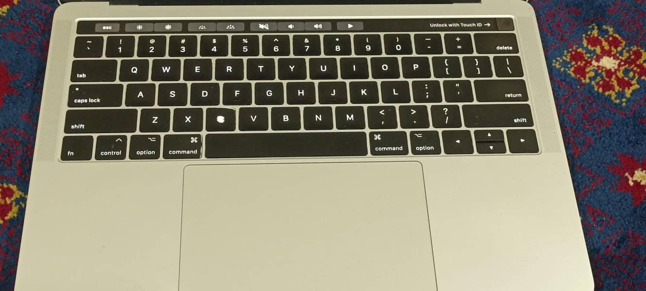 macbook pro 2