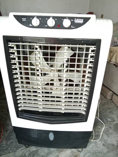 I-Zone 9000 Air Cooler Brand New Condition White Save Electricity