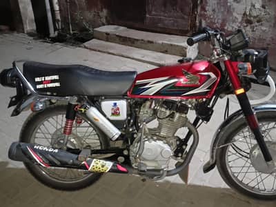 125 modal 2023 second hand 23680 Chali ha