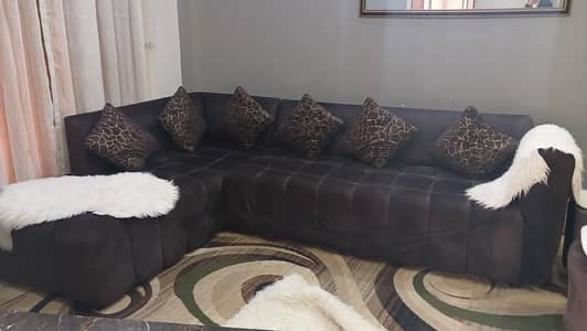 chocolate brown sofa with coffee chair table