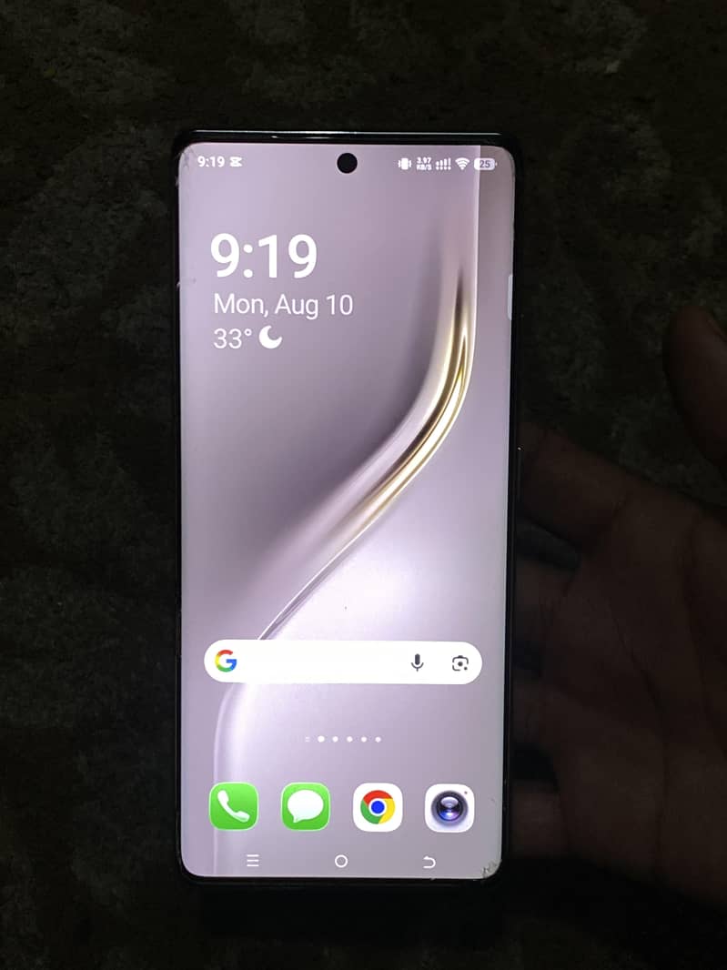 Tecno CAMON 40 Pro 1