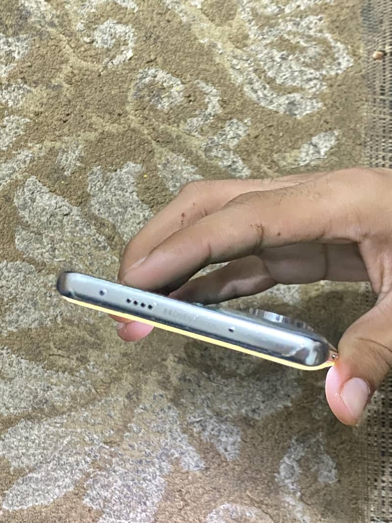 Tecno CAMON 40 Pro 3