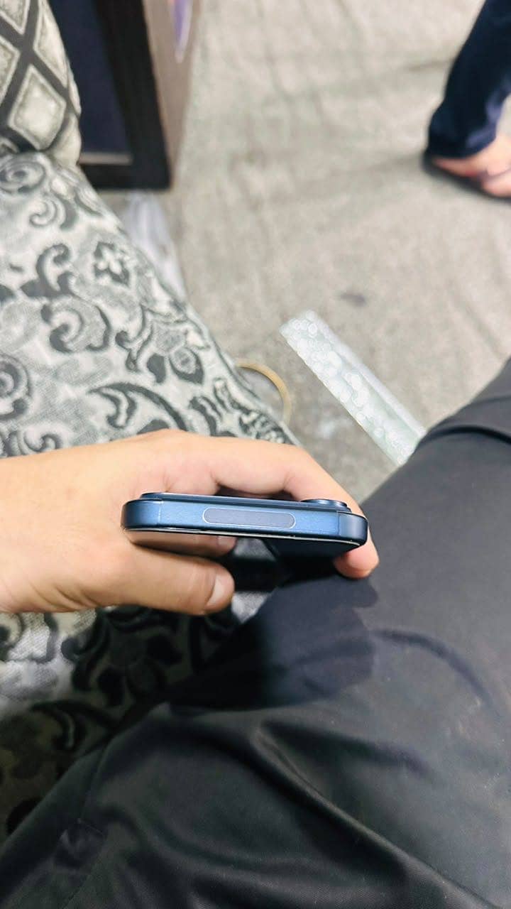Apple iPhone 17 Pro Max 5