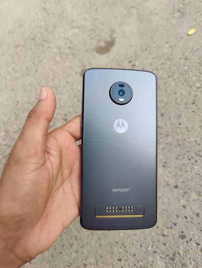 Motorola Moto Z4 single sim 4/128