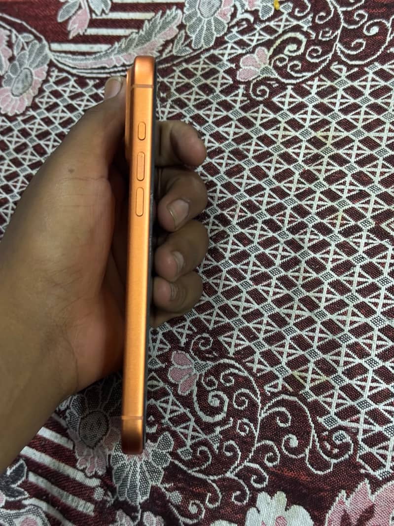 Apple iPhone 17 Pro Max 2
