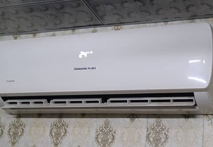 2 Ton Inverter AC 24000BTU in Good Condition