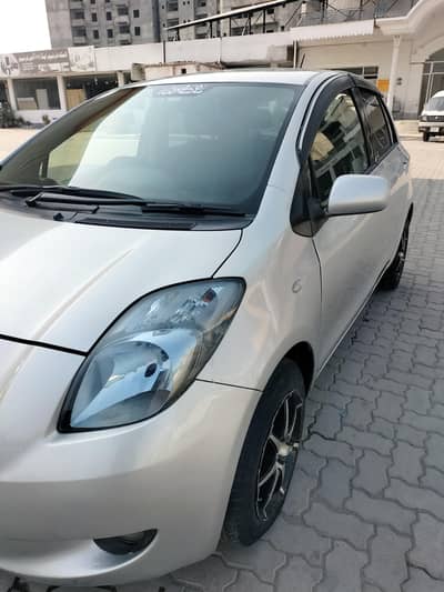 Toyota Vitz 2006