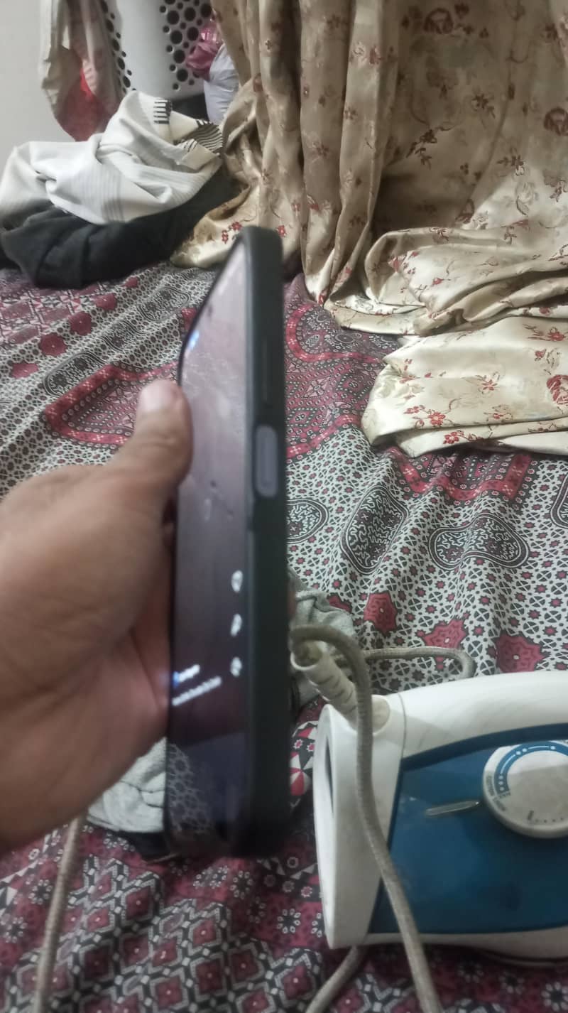 OPPO A6k 1