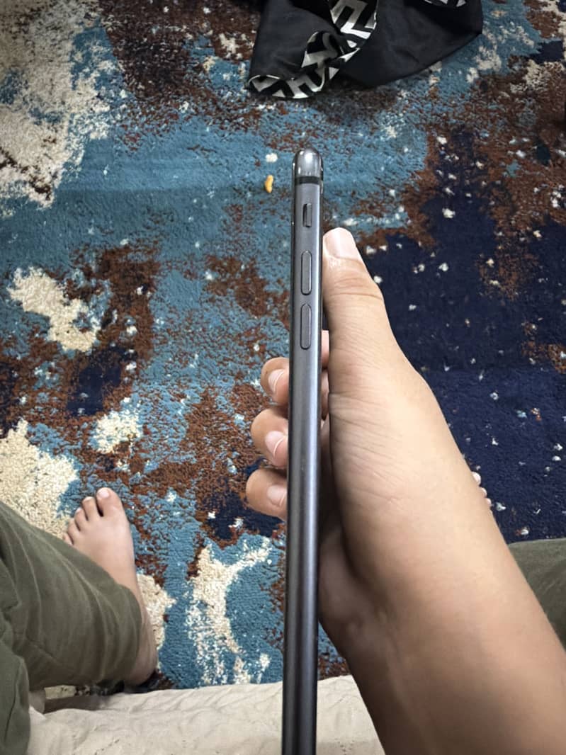 Apple iPhone 8 Plus 2