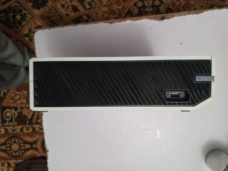 XBOX ONE 4