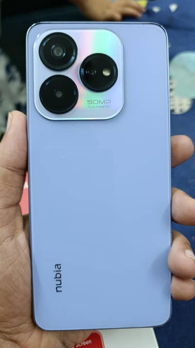 ZTE Nubia V60 Design