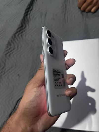 Tecno spark 40 pro