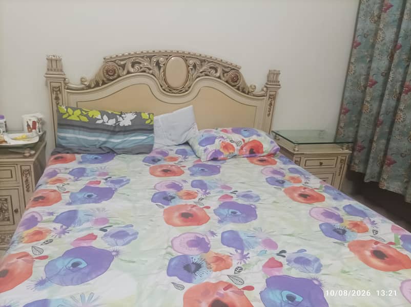 king size bed 2