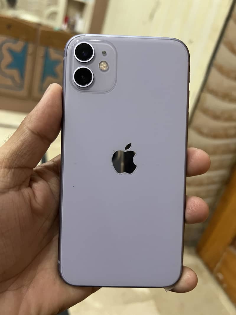 Apple iPhone 11 0