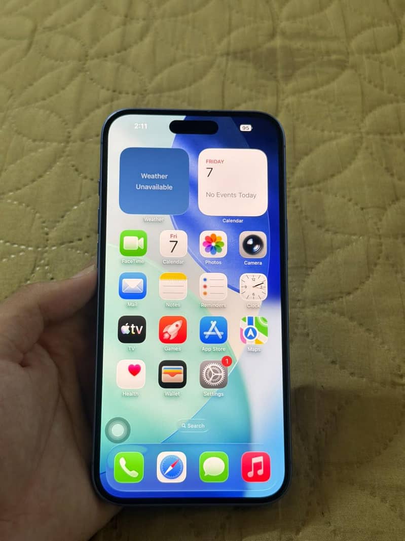 Apple iPhone 16 Plus 1