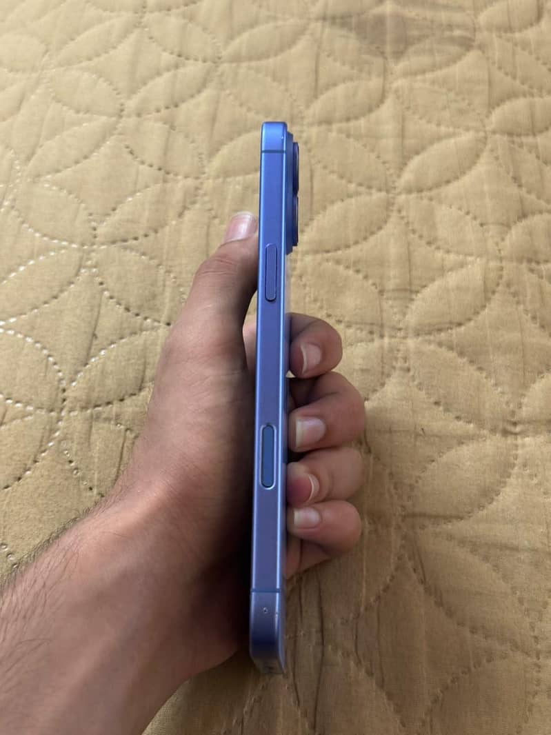 Apple iPhone 16 Plus 4