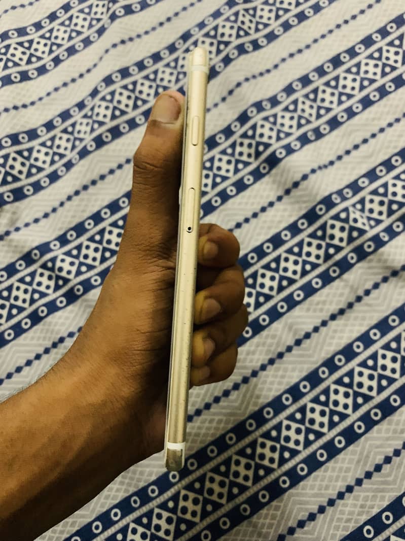 Apple iPhone 6 Plus 2