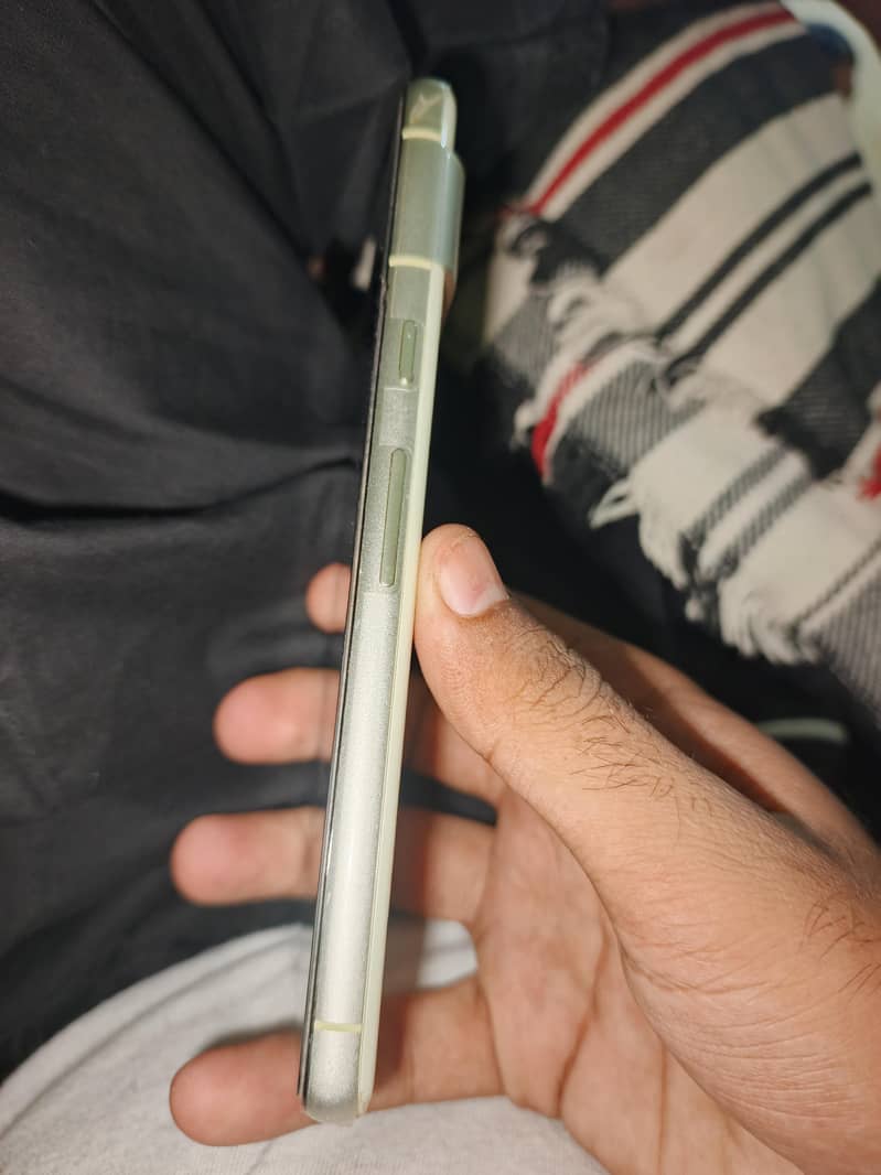 Google Pixel 7 2