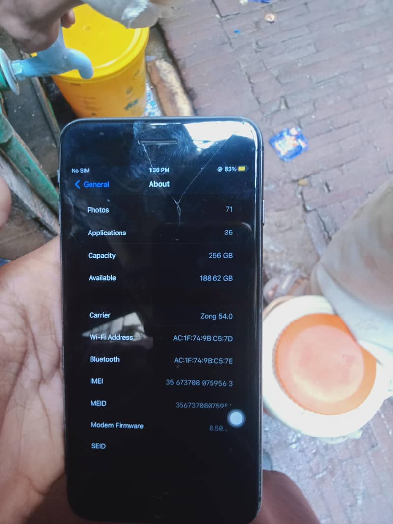 Apple iPhone 8 Plus 6
