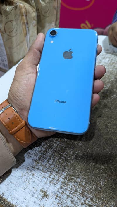 Apple iPhone XR