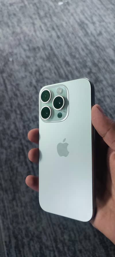 Apple iPhone 15 Pro