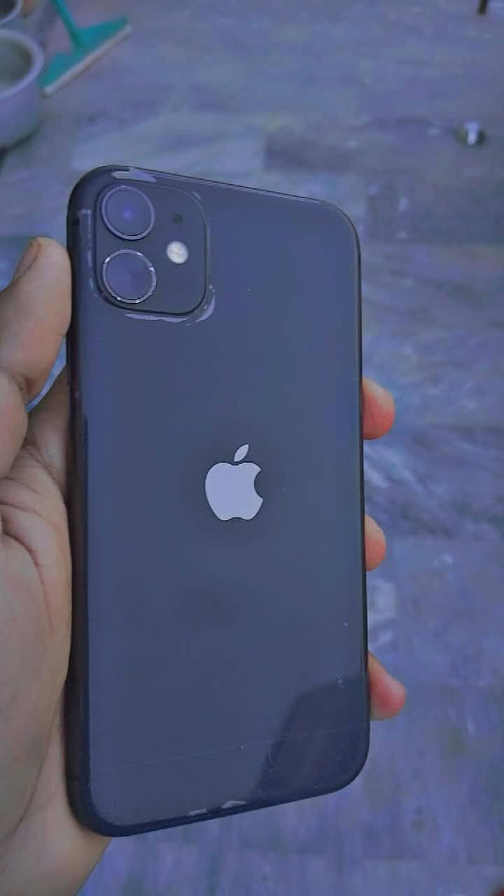 Apple iPhone 11 0