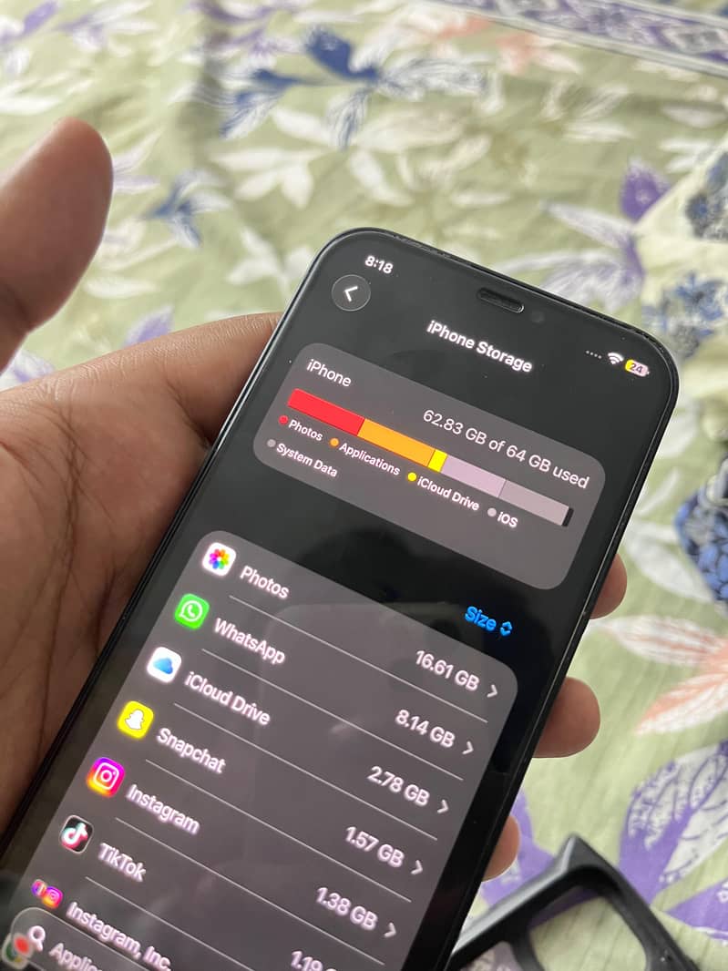 Apple iPhone 12 7