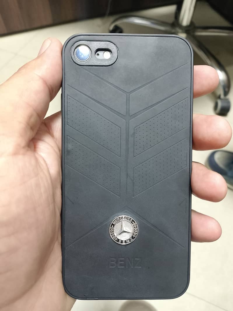 Apple iPhone 7 1