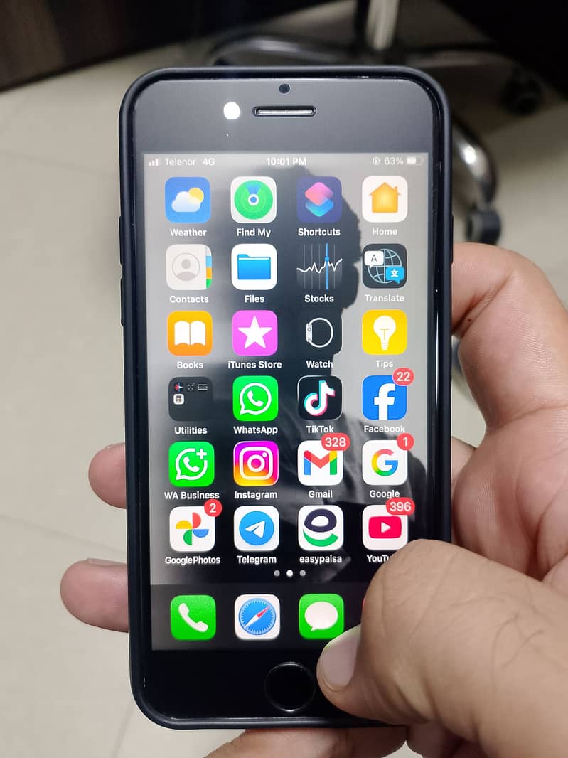 Apple iPhone 7 9