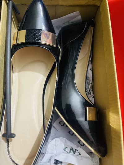 Black sandals and shoes