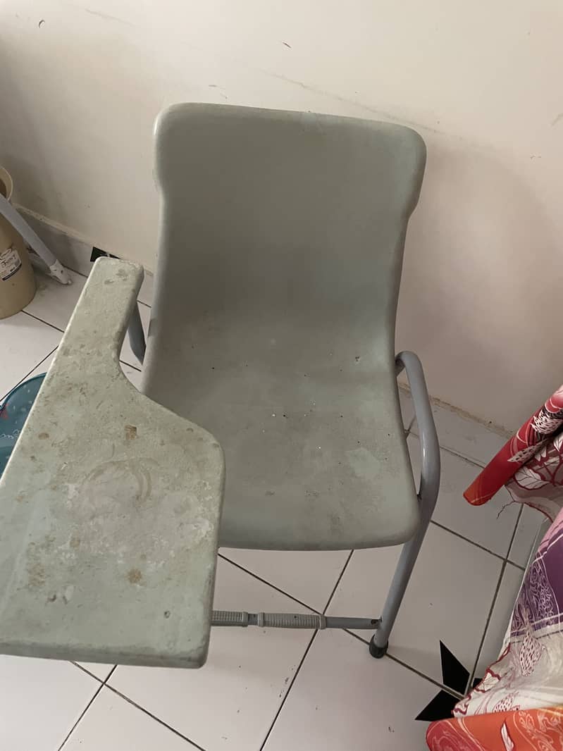 Study Chair 0