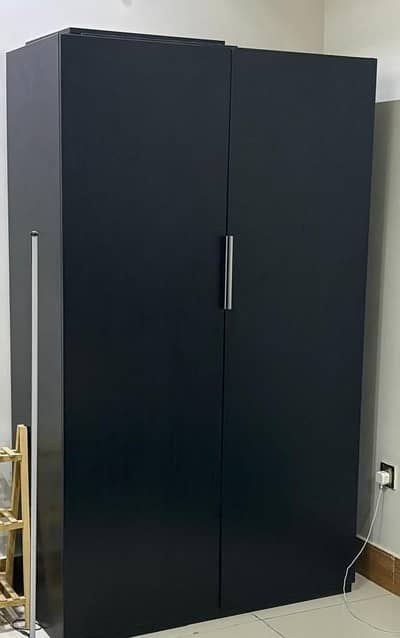 Double door Cupboard and Dressing Table