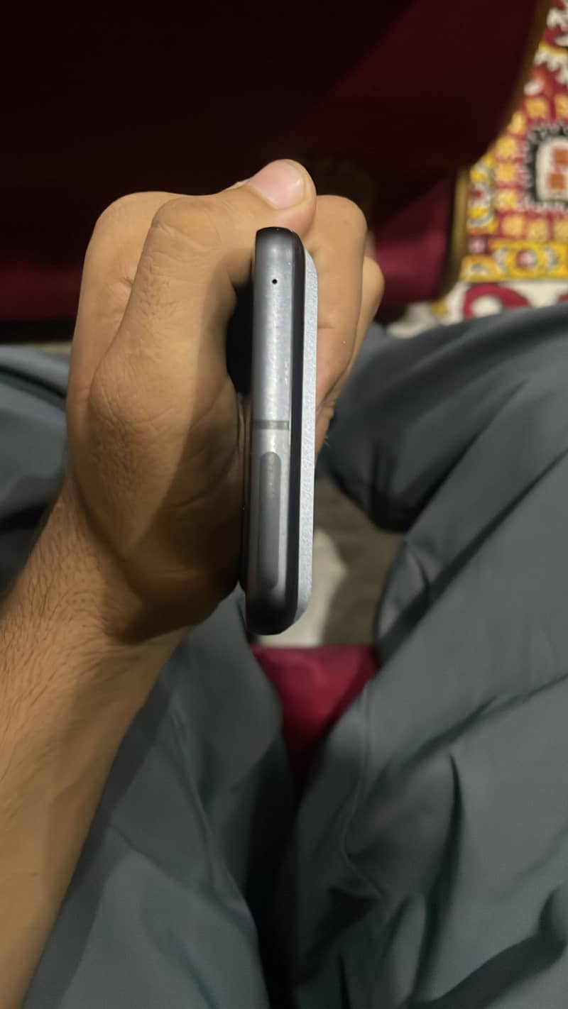 Google Pixel 8 3