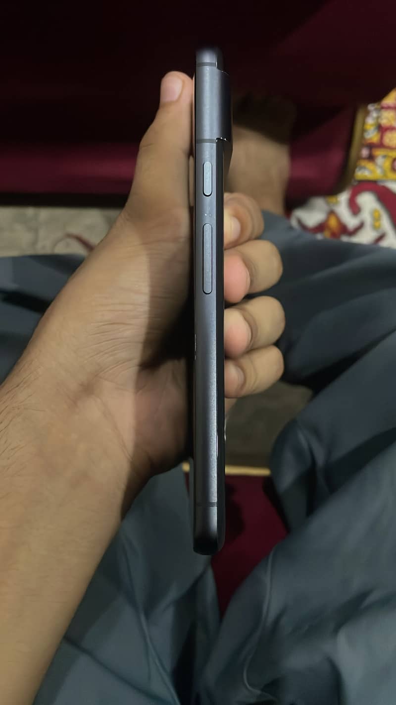 Google Pixel 8 6