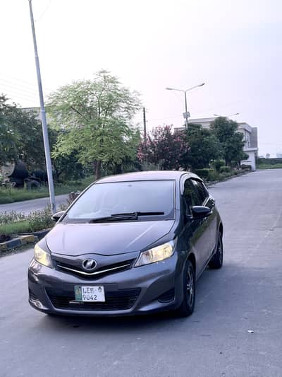 Toyota Vitz 2014
