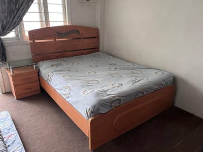 Queen Bed Set with Spring Mattress, Side Table & 3-Drawer Chest