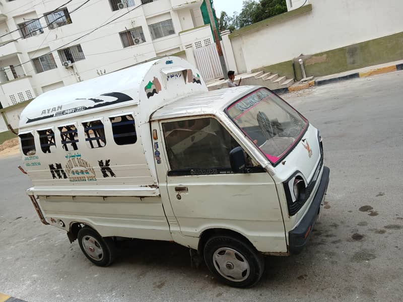 یھ کاڑی ھ سوزوکی 4