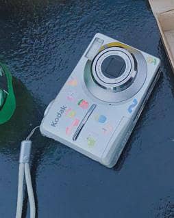 Kodak easyshare C713 digital camera (7.0 mp)