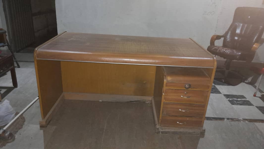 Office and work table 0